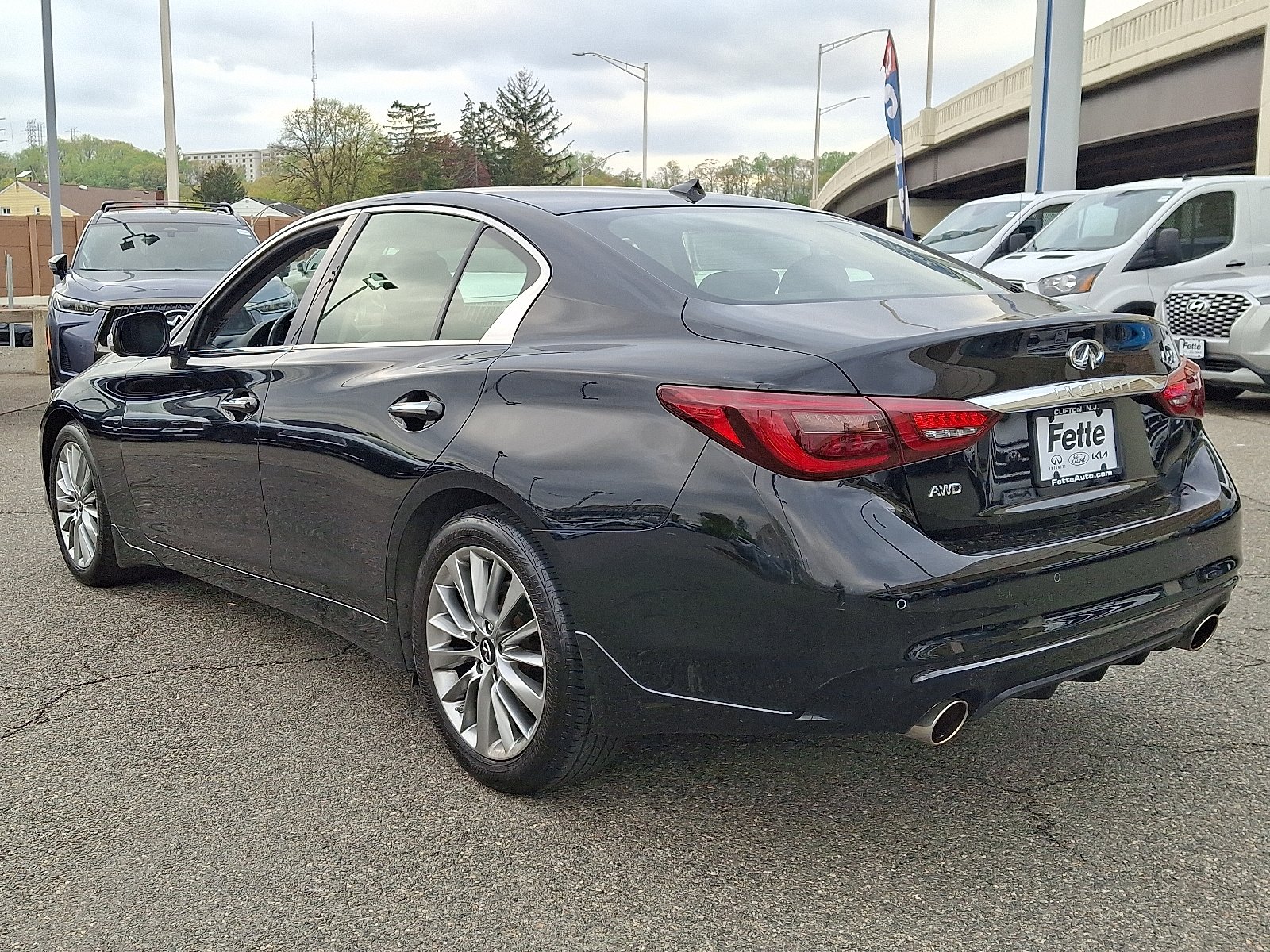 Certified Used 2023 Black Obsidian - KH3 INFINITI LUXE AWD image 6