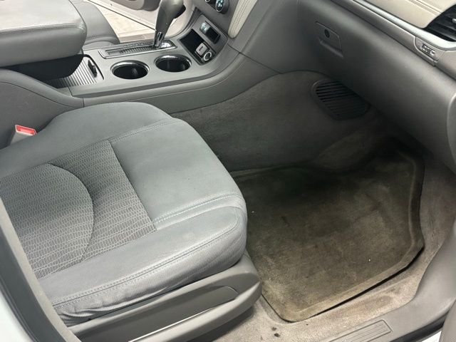 Used 2017 White Chevrolet LS image 30
