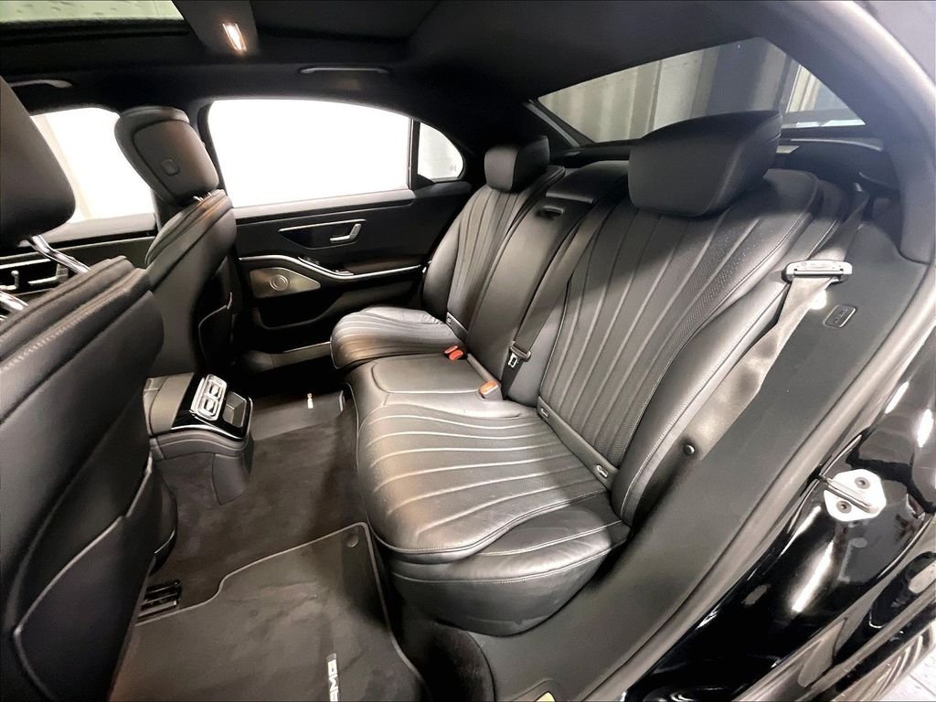 Used 2022 Black Mercedes-Benz S 500 image 15