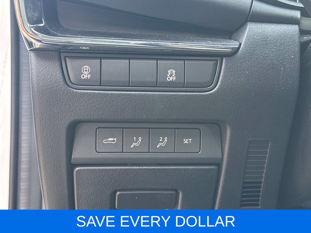 Used 2023 White Mazda 2.5 S Preferred Package Base image 9