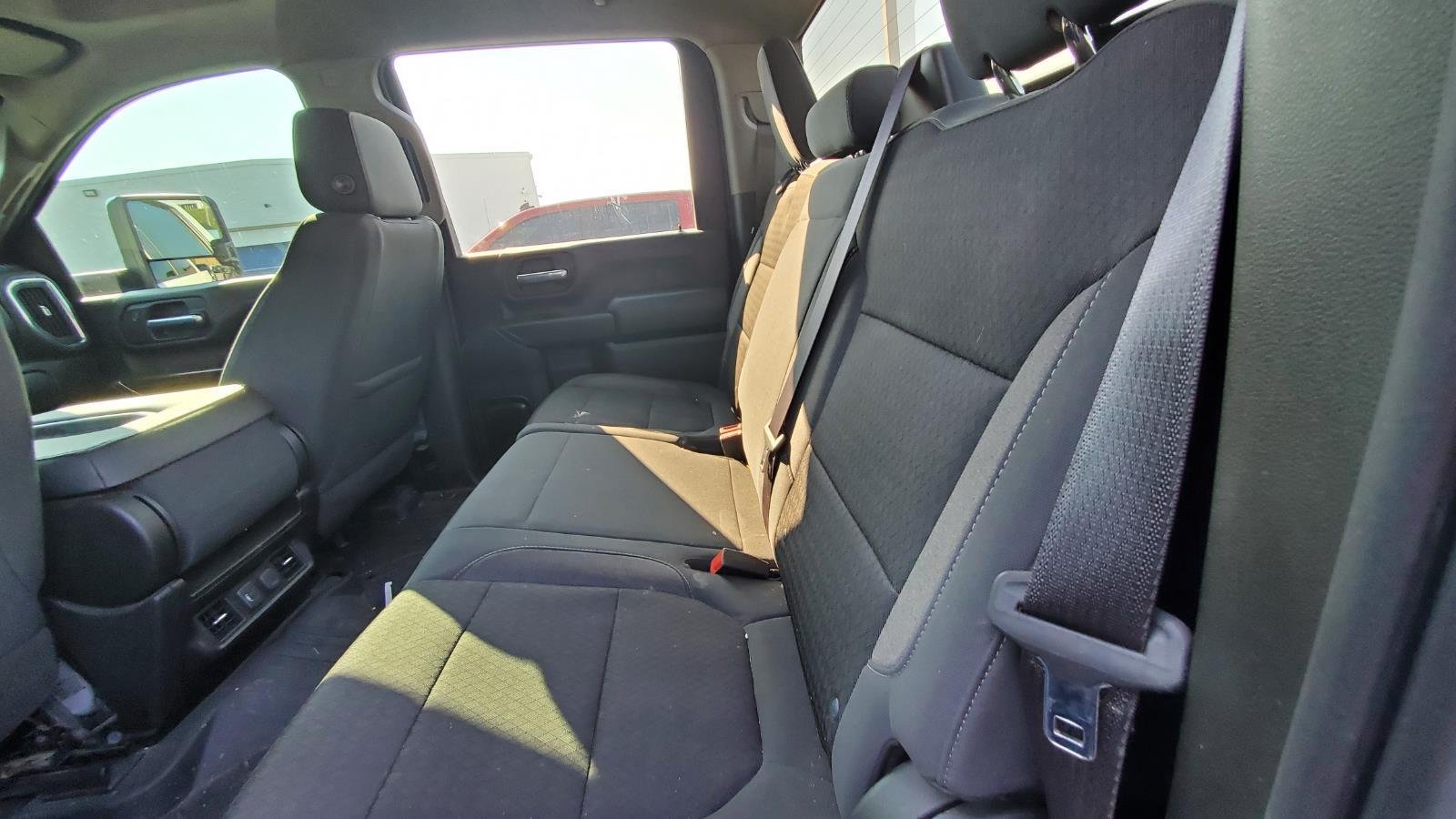 Used 2021 SUMMIT WHITE Chevrolet LT image 5