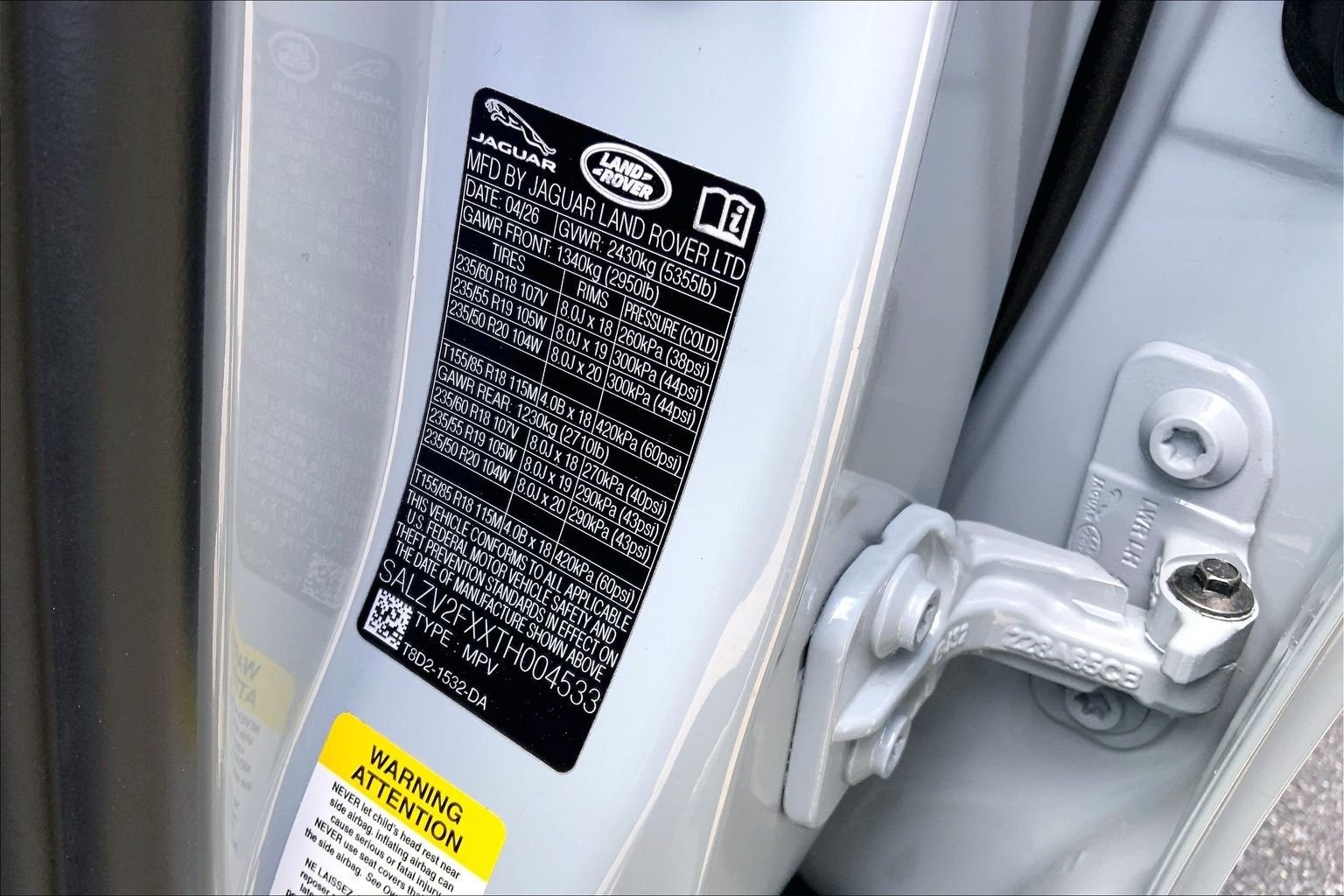 New 2026 Arroios Grey Land Rover Hoxton Edition image 18