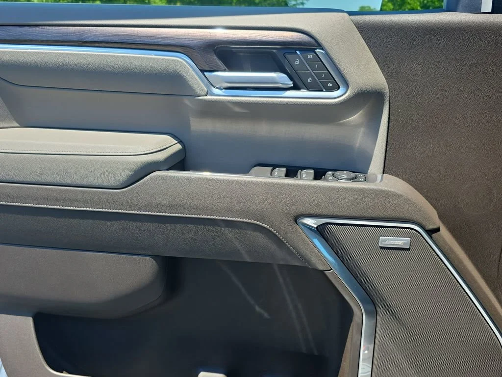 2026 Chevrolet Silverado 1500 LTZ - Photo 24