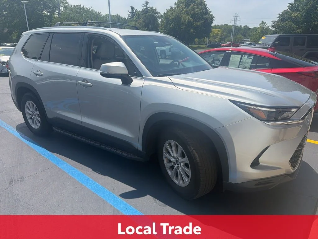 Certified Used 2024 Silver Toyota XLE image 4