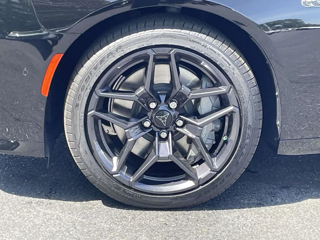 New 2026 Diamond Black Crystal Pearlcoat Dodge Scat Pack image 11