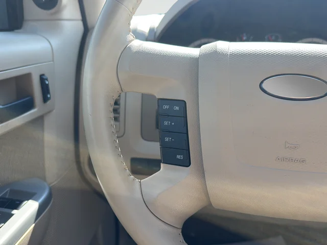Used 2012 Gold Ford XLT image 16