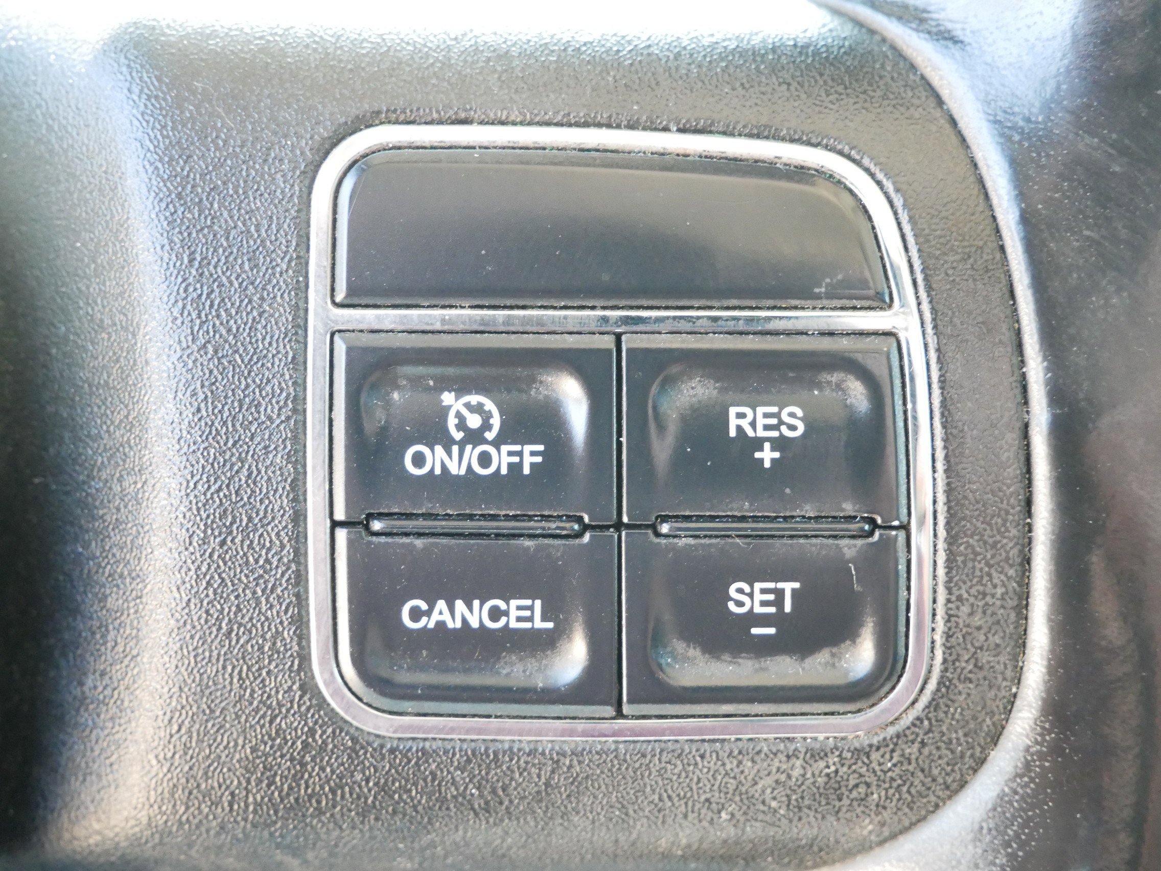 Used 2011 Natural Green Pearl Jeep Sahara image 20