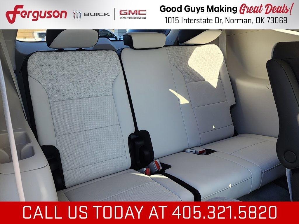 2026 GMC Acadia Denali - Photo 52