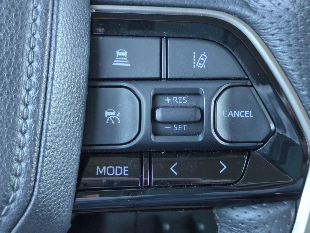 Used 2023 Blue Toyota SR5 image 25