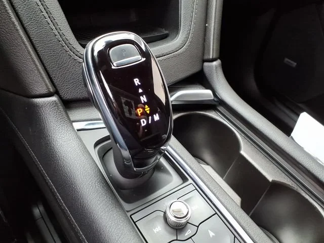 Used 2022 STELLAR BLACK METALLIC Cadillac AWD Sport image 23