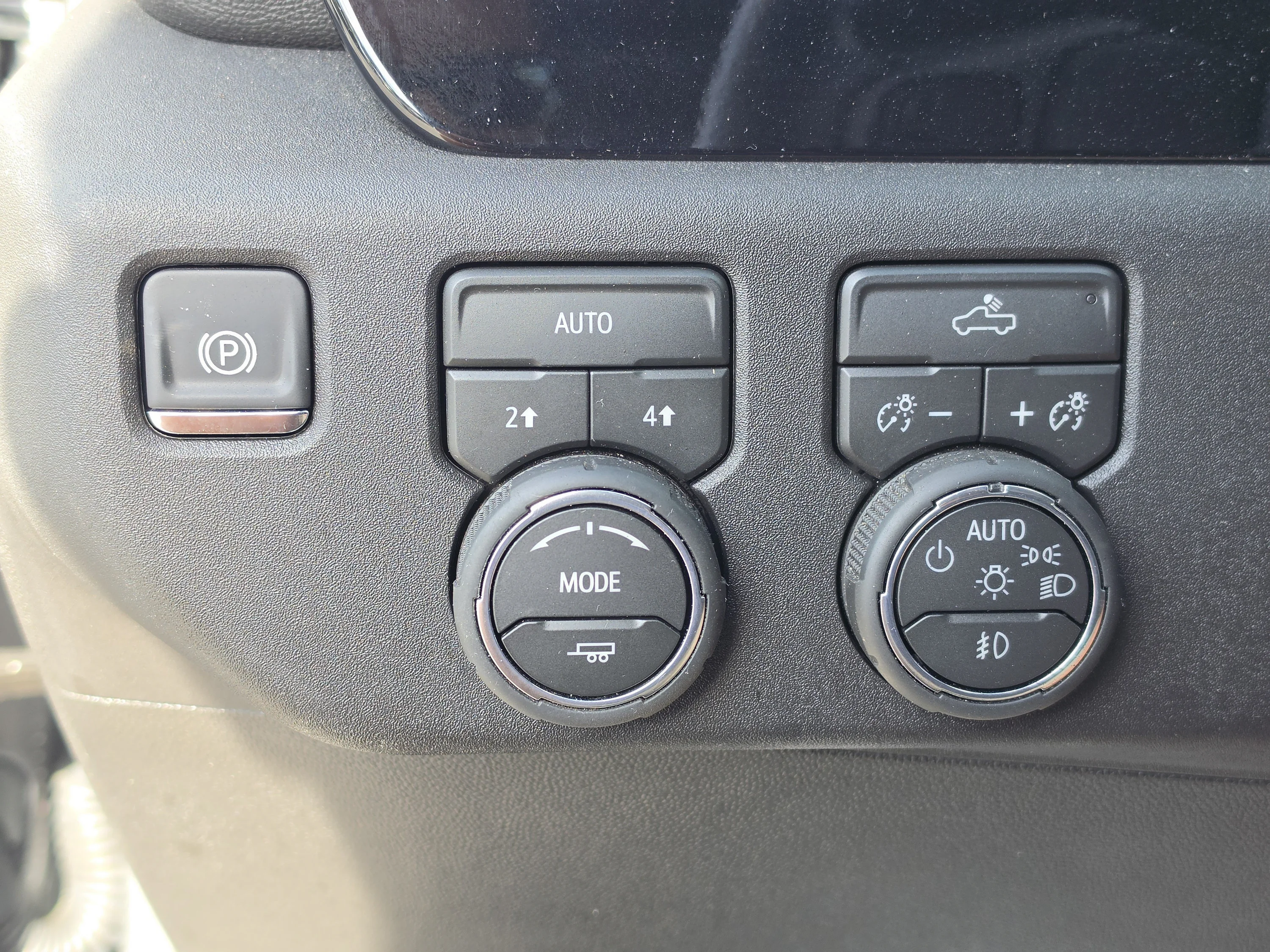 Used 2026 Sterling Gray Metallic Chevrolet RST image 33