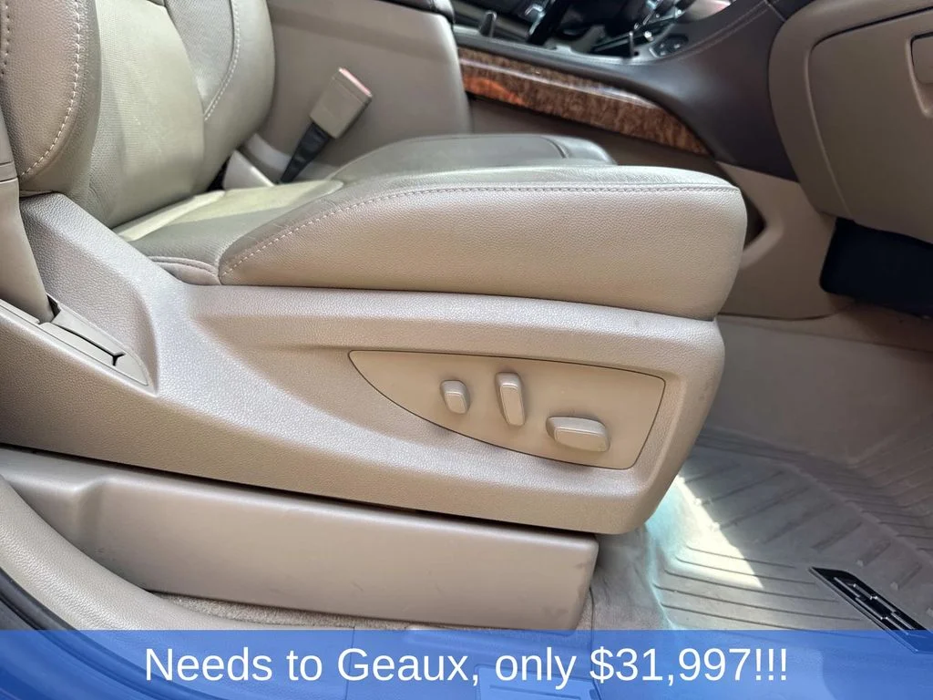 Used 2020 Black Chevrolet Premier image 36