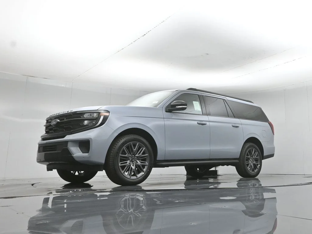 New 2026 Glacier Gray Metallic Tri-Coat Ford Platinum image 47