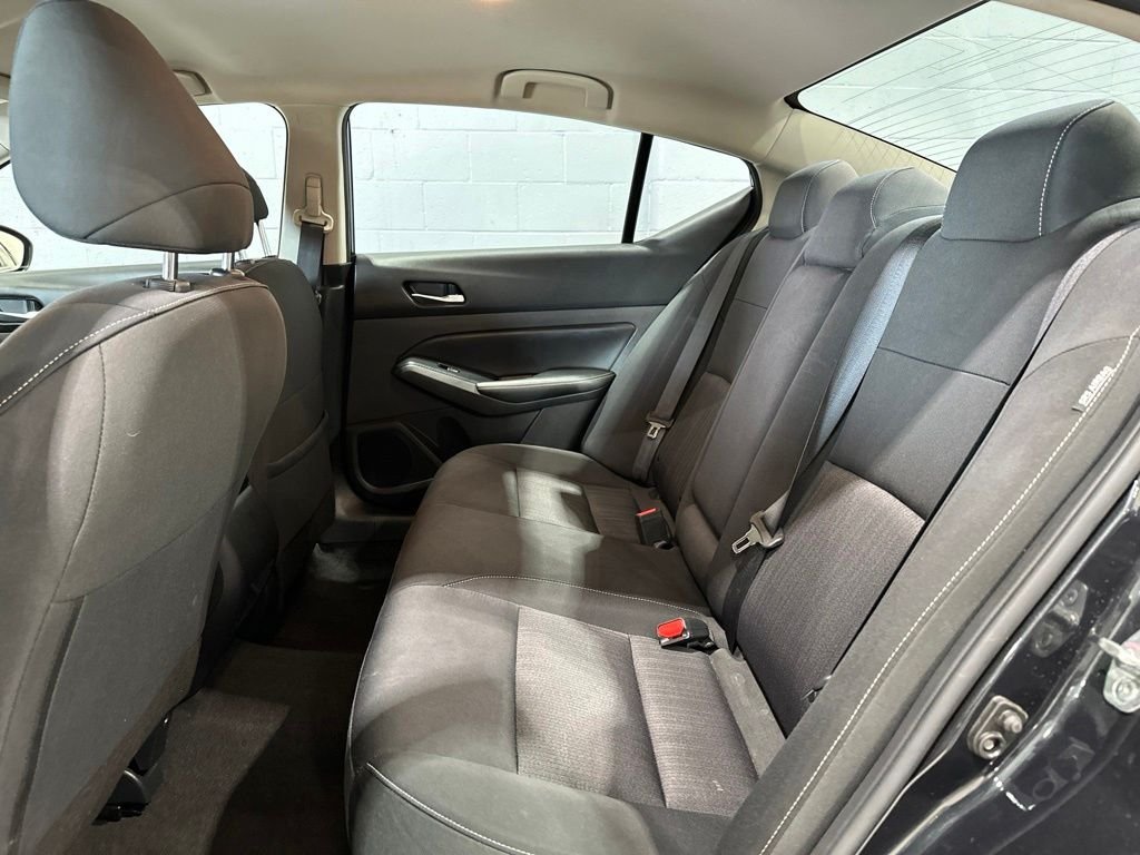 Used 2022 Blue Metallic Nissan 2.5 SV image 15