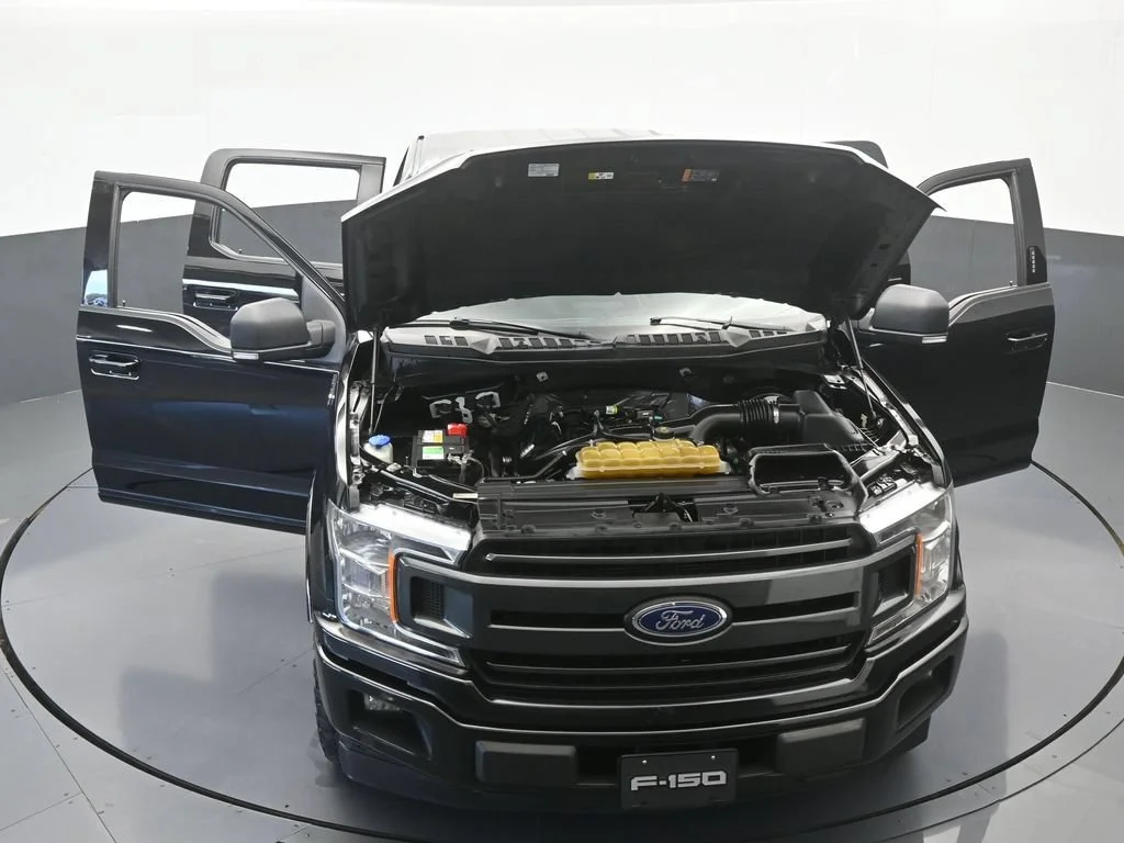 Used 2020 Black Ford XL image 67
