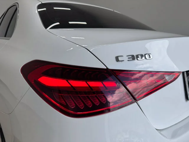 Used 2022 White Mercedes-Benz C 300 image 33