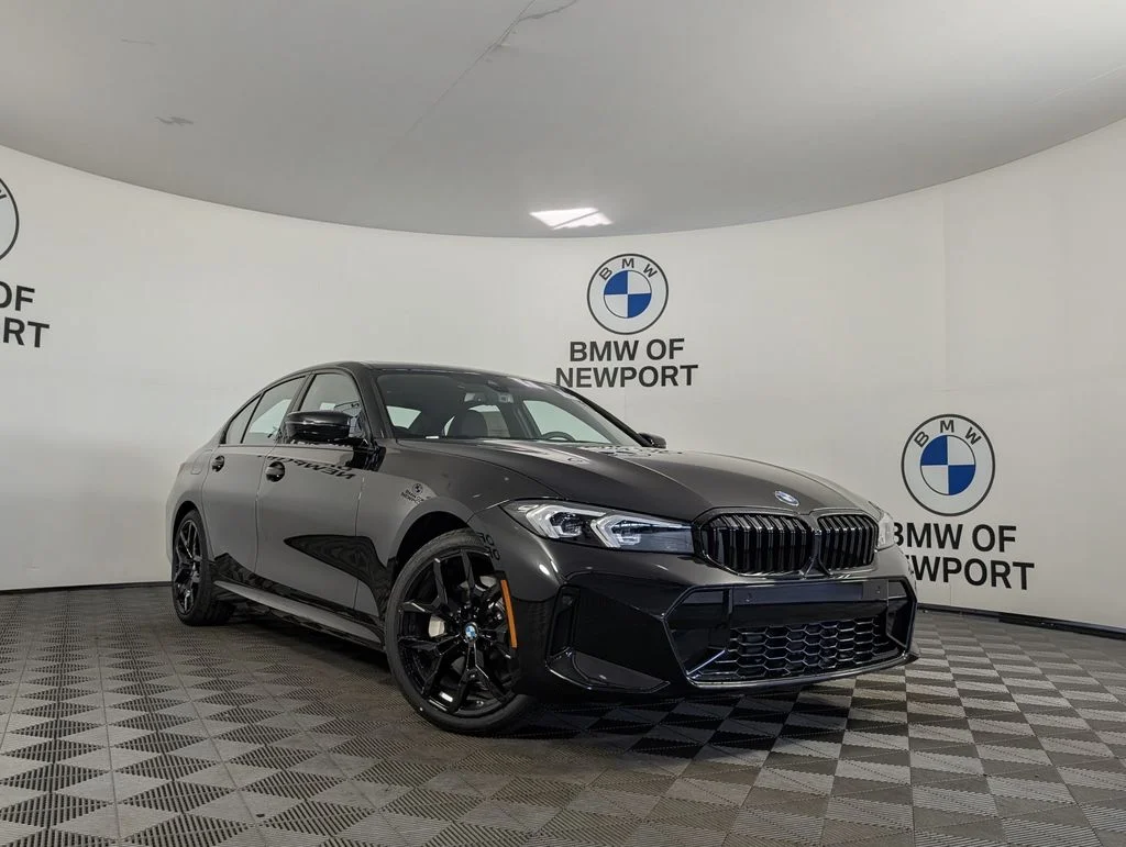 New 2026 Black Sapphire Metallic BMW 330i xDrive image 3
