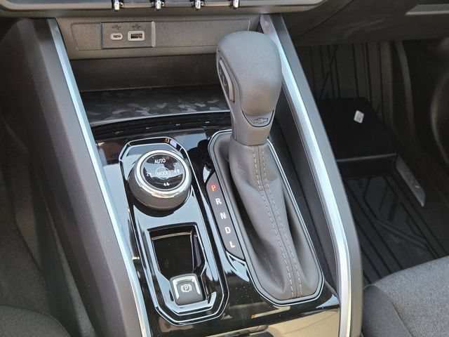 2026 Chevrolet Colorado Trail Boss - Photo 14
