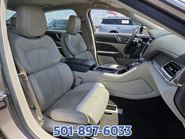 Used 2020 Brown Lincoln Standard image 16