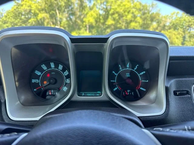 Used 2010 Gray Chevrolet 1LT image 23