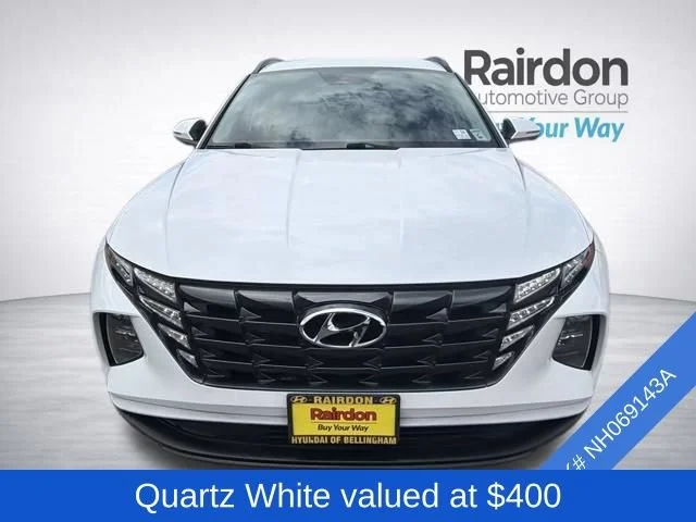 Used 2022 Quartz White Hyundai SEL image 2