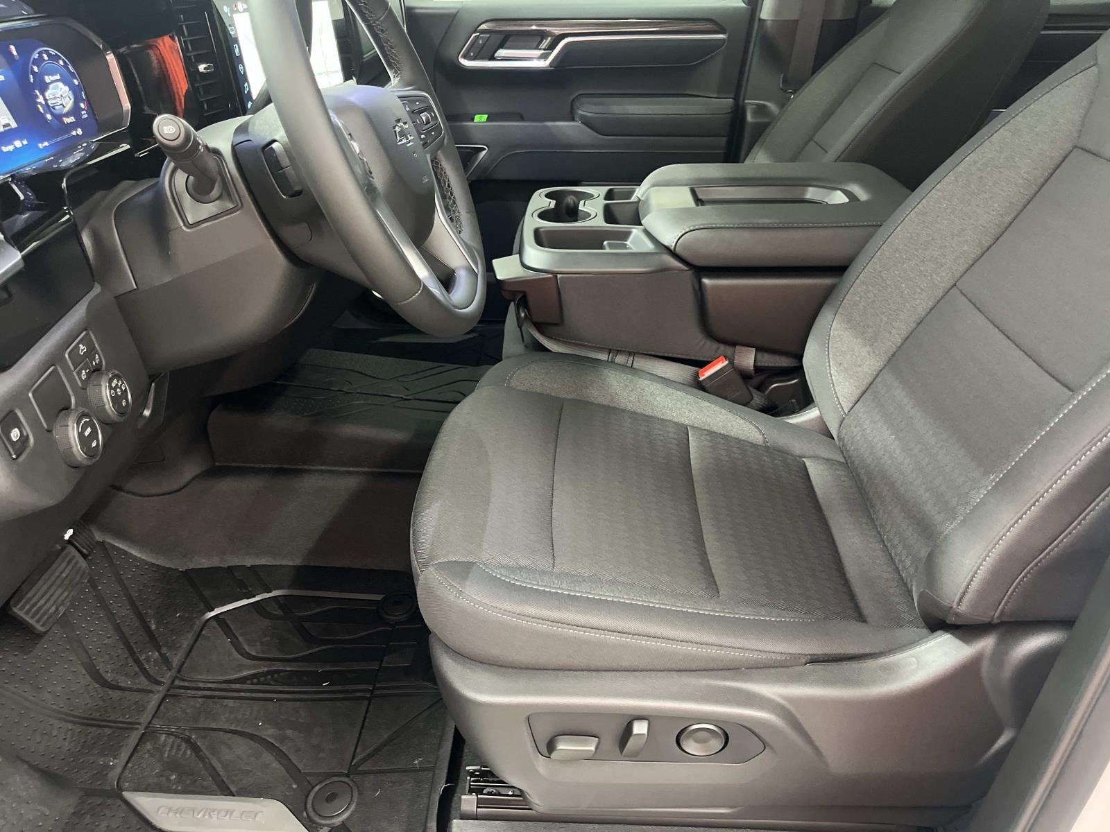 2026 Chevrolet Silverado 1500 RST - Photo 12