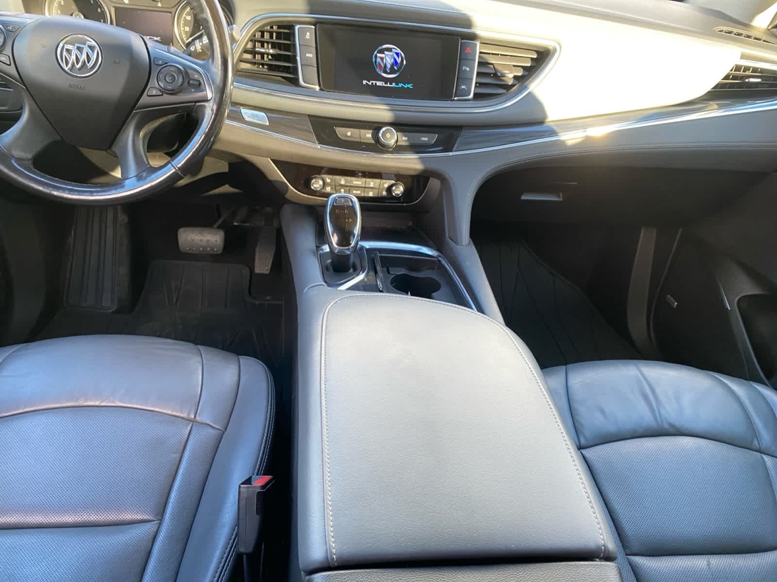 Used 2018 Includes Spectra Gray lower exterior accent color.) Buick Premium image 19