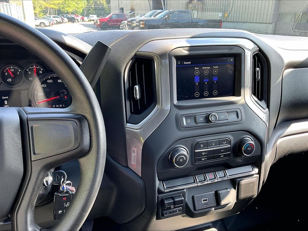 Used 2020 Summit White Chevrolet Work Truck image 16