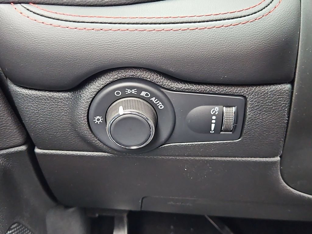 New 2026 B5 Blue Exterior Paint Dodge GT Plus HEMI V8 image 18