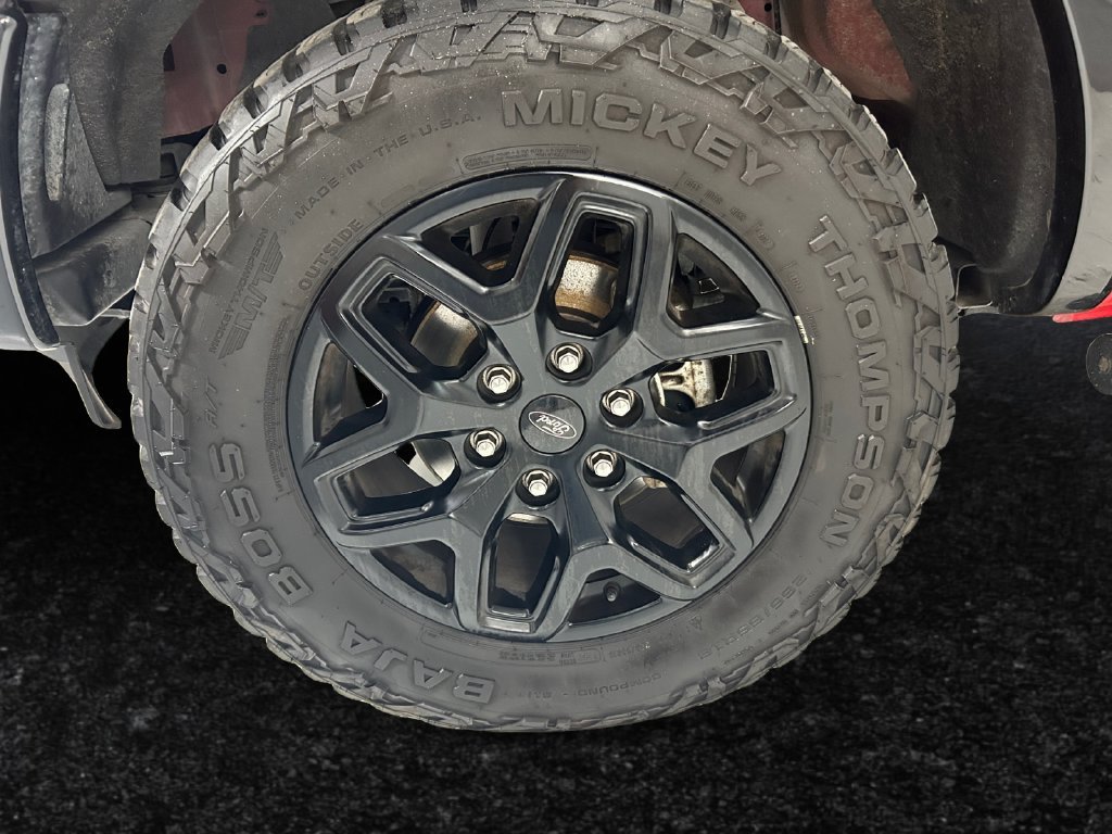 Used 2022 Red Ford XLT image 23