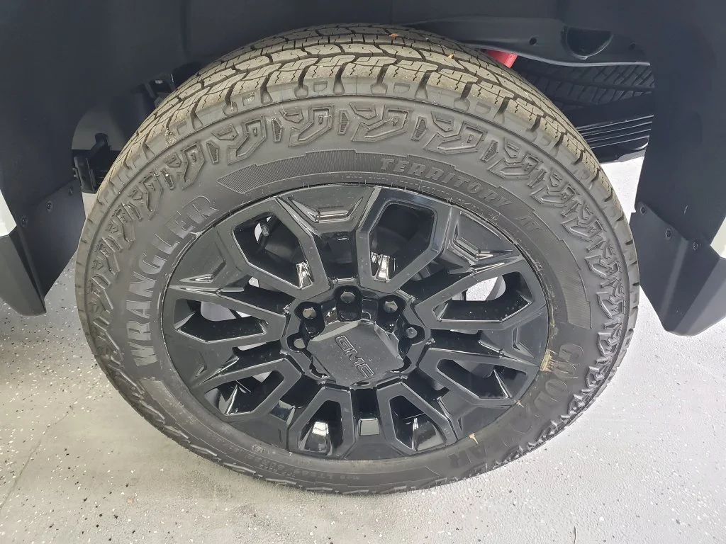 2026 GMC Sierra 2500HD AT4 - Photo 35