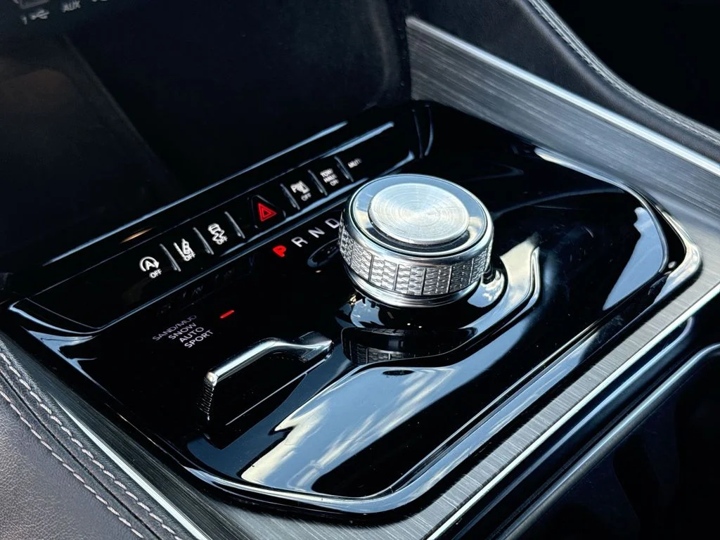 Used 2023 Black Jeep Series II image 19