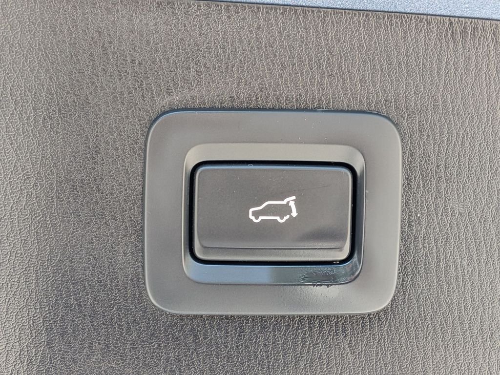 Used 2025 Gray Mazda 2.5 S Carbon Edition image 31