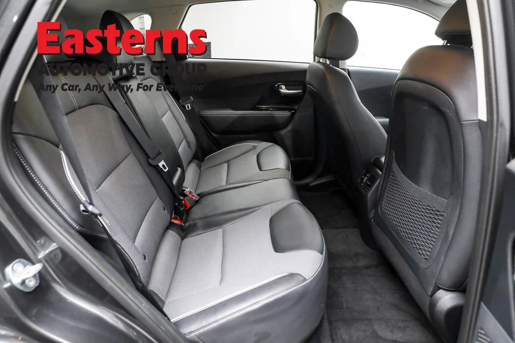 Used 2022 Gray Kia EX image 22
