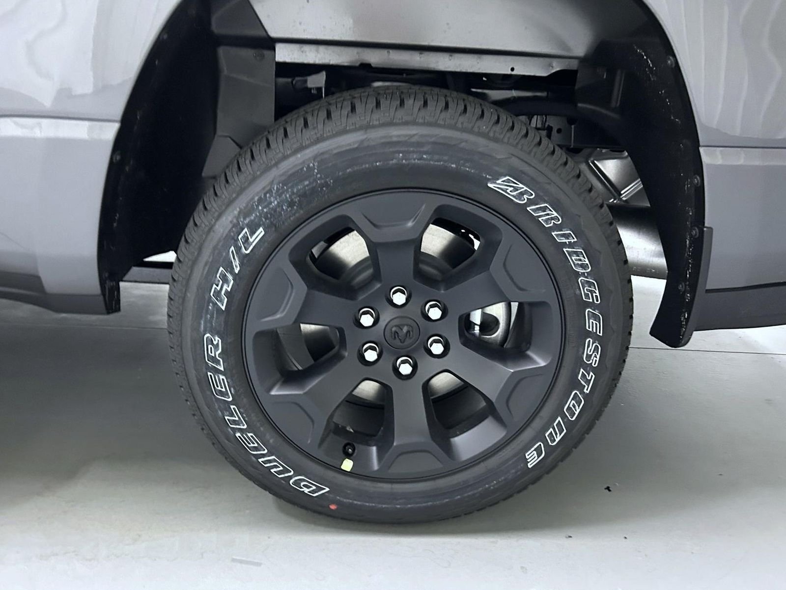 New 2026 Granite Crystal Metallic Clearcoat RAM Express image 22