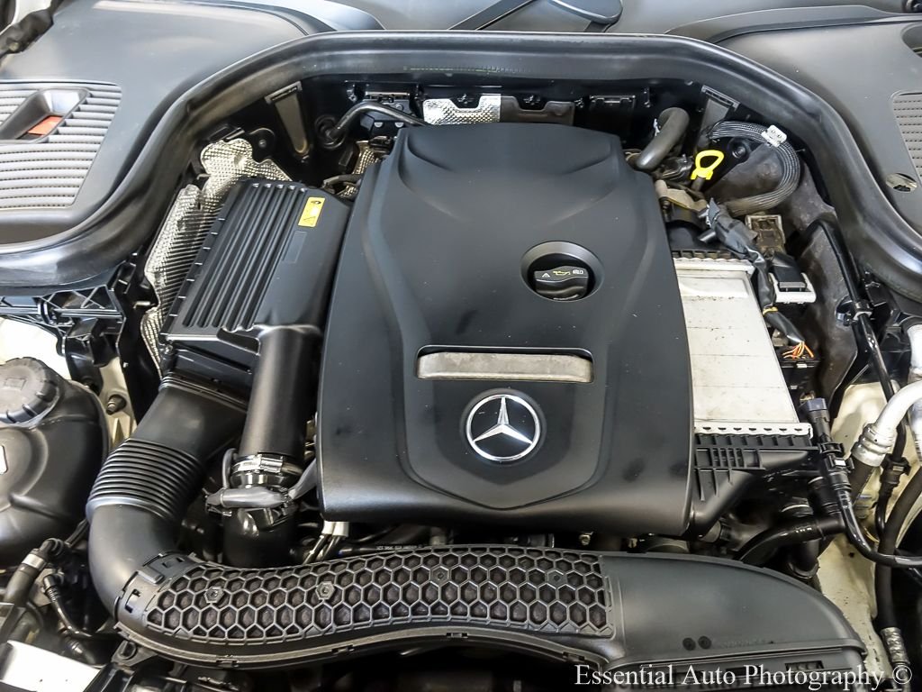 Used 2018  Mercedes-Benz GLC 300 image 29