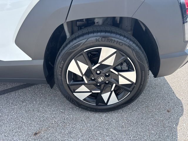 2024 Hyundai Kona SEL - Photo 10