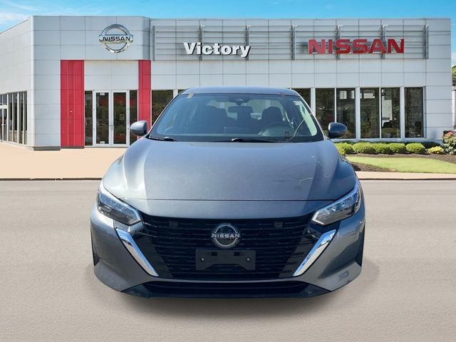 Used 2024 Gray Nissan SV image 8