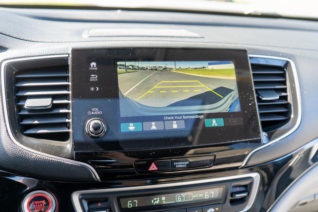Used 2020 Modern Steel Metallic Honda Touring image 36