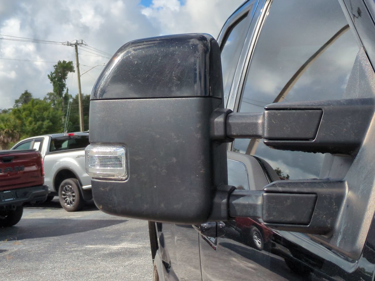 Used 2021  Ford  image 12