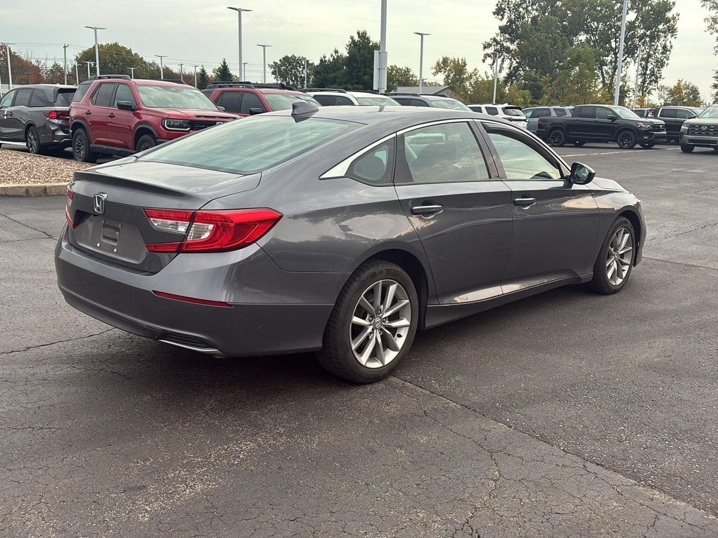 Used 2022 Modern Steel Metallic Honda LX image 19