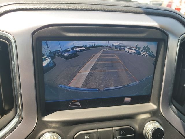 Used 2019 Silver GMC SLE image 21