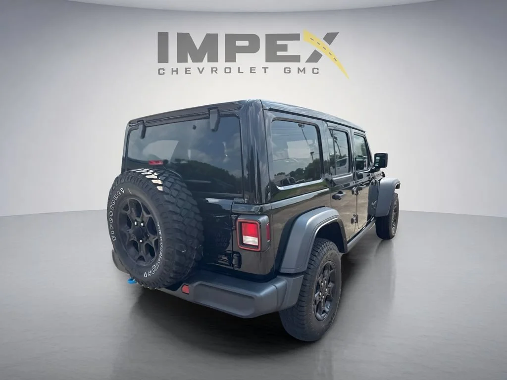Used 2023 Black Jeep  image 6