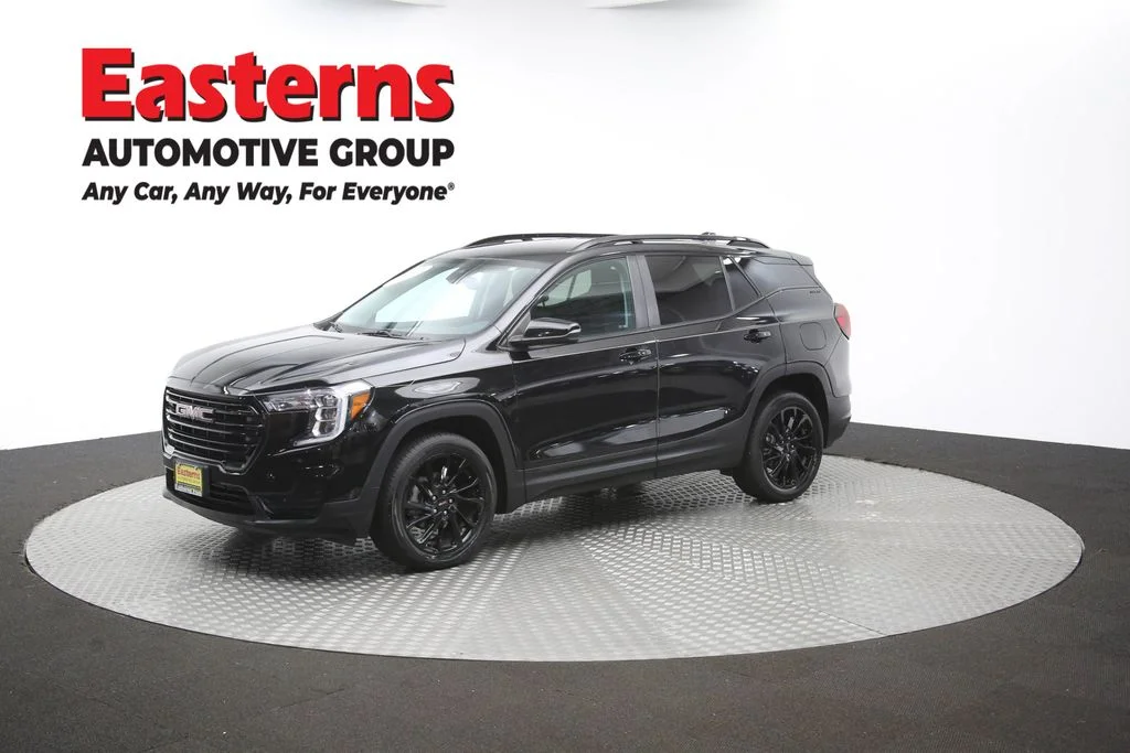 Used 2023 Black GMC SLE image 57