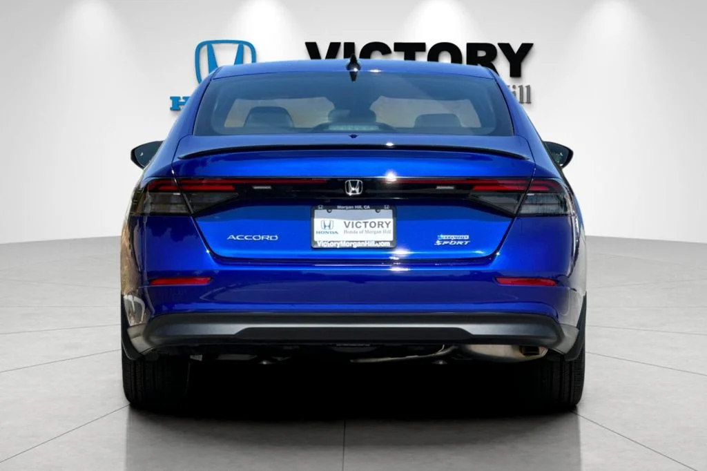 New 2025 Still Night Pearl Honda Sport image 5