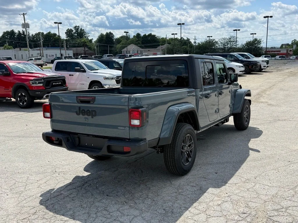 New 2026 Anvil Clear-Coat Exterior Paint Jeep Sport S image 6