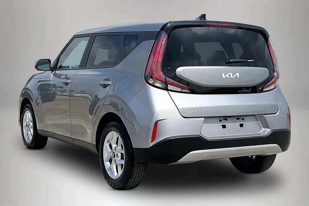 Used 2025 Gray Kia LX image 4