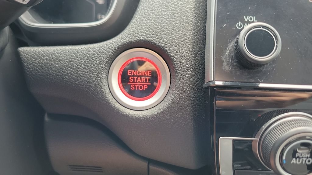 Used 2018  Honda EX image 24