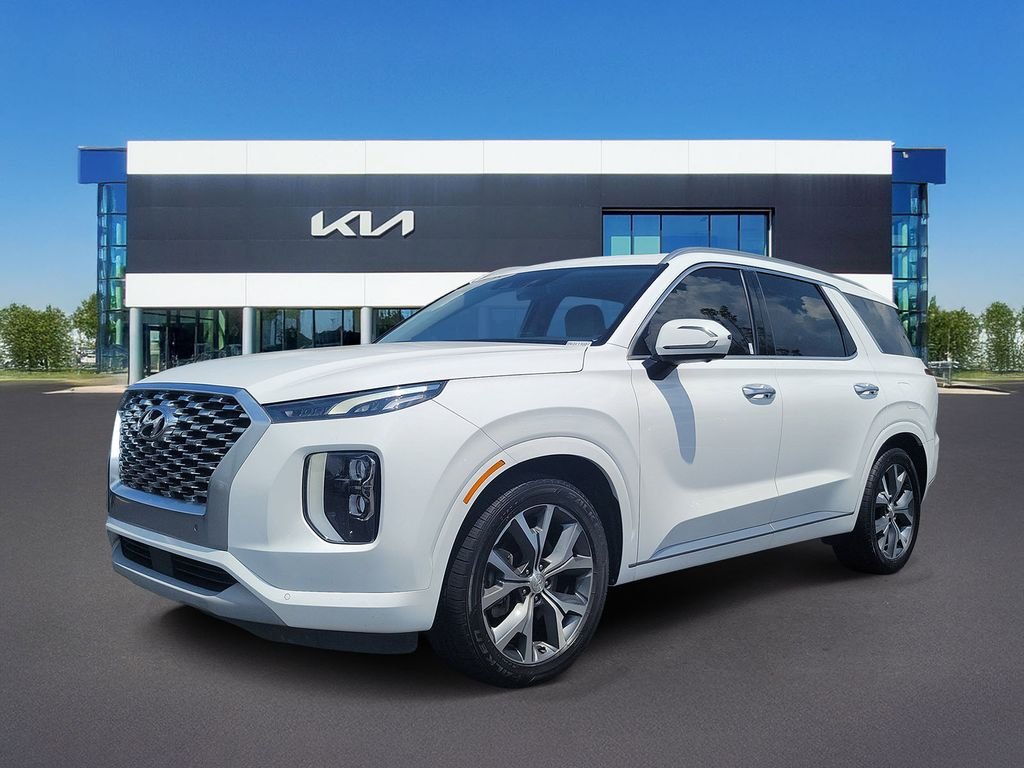 Used 2022 White Hyundai Limited image 1