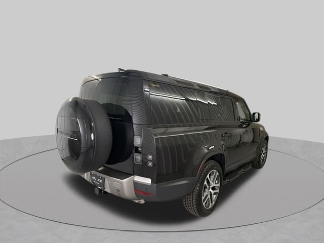 New 2026 Santorini Black Land Rover S image 4